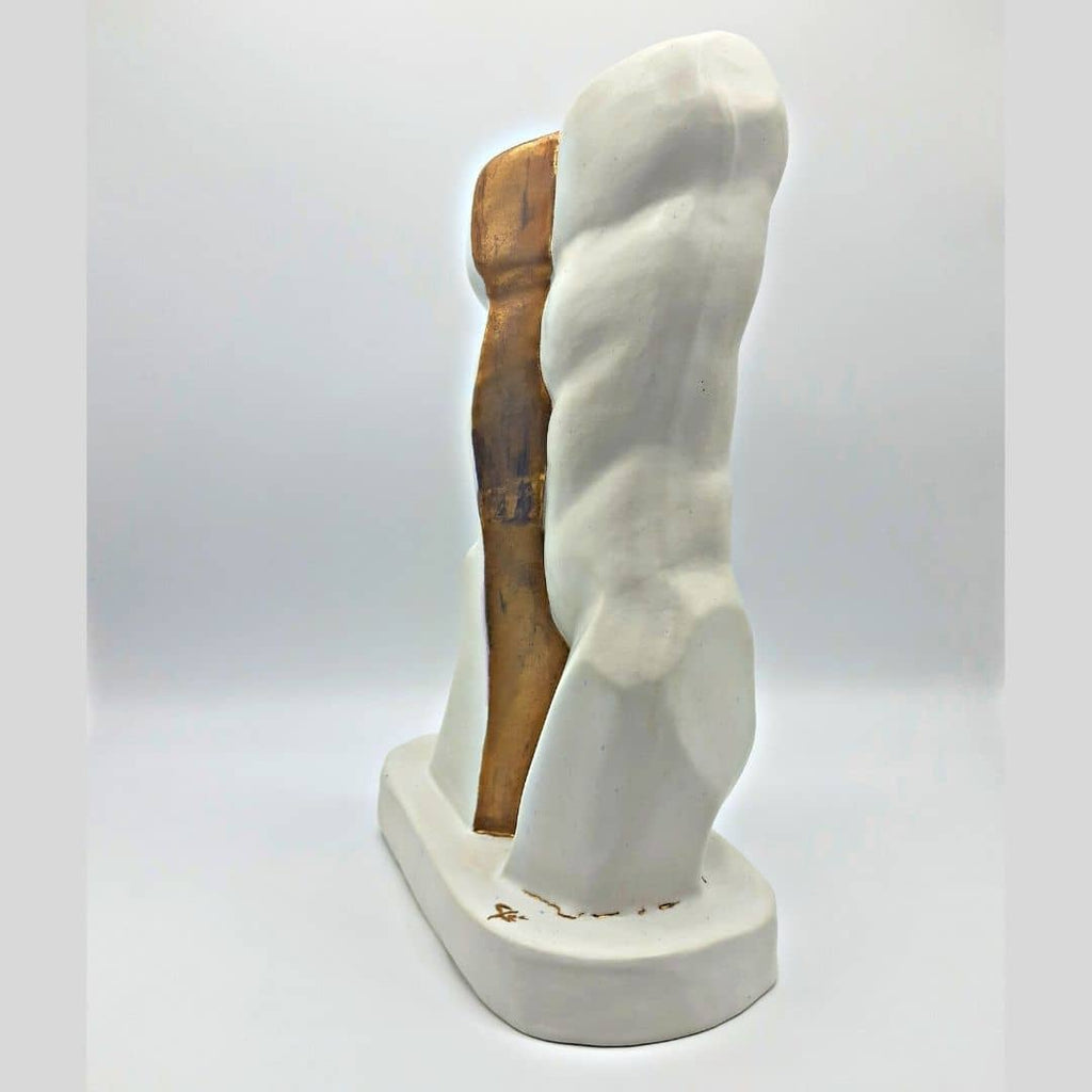 Escultura masculina "El Guerrero"