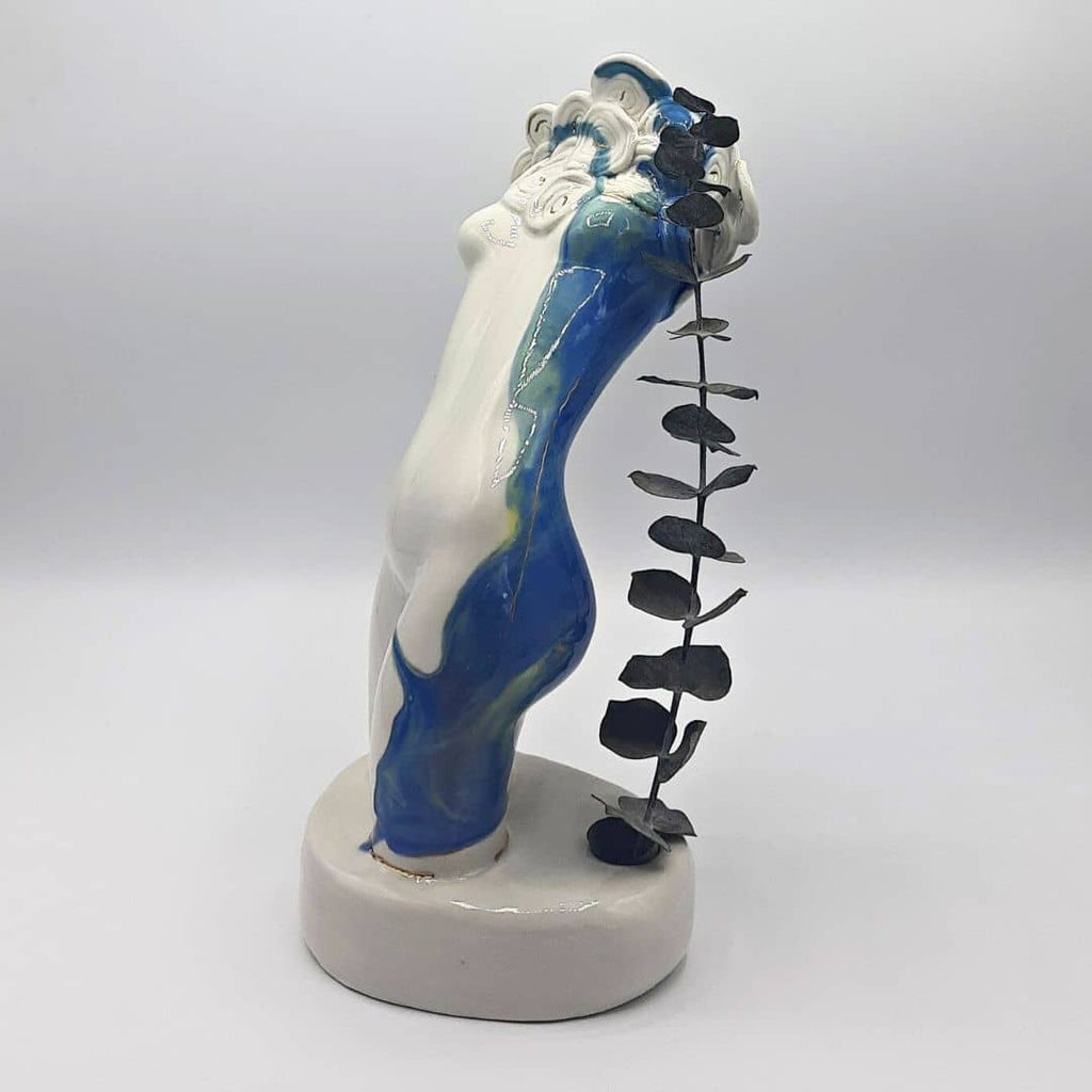 Escultura Funcional "La dualidad de la mujer"