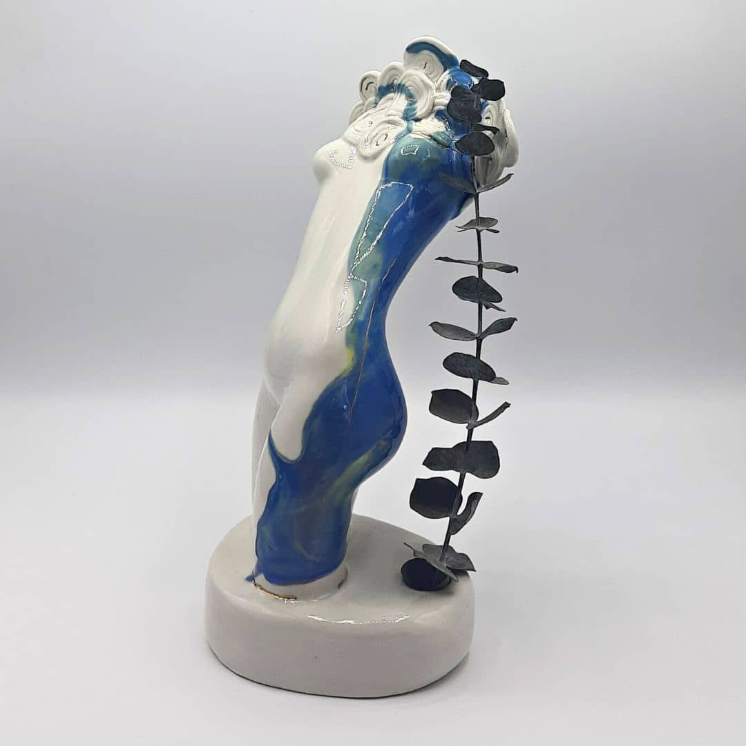 Escultura Funcional "La dualidad de la mujer"