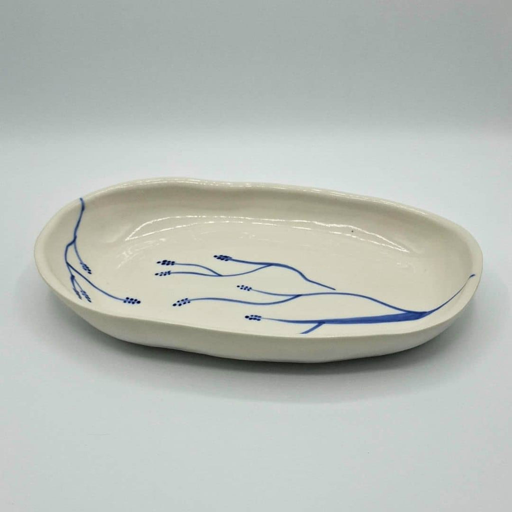 Bandeja mediana de porcelana " Colección Racimos"