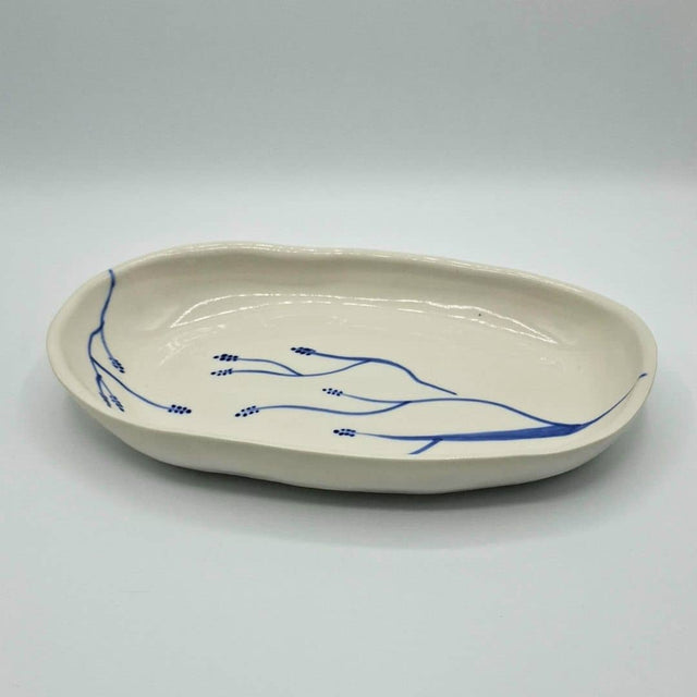 Bandeja mediana de porcelana " Colección Racimos"